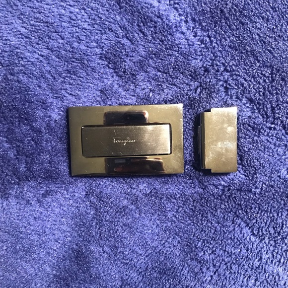 Salvatore Ferragamo 2-toned belt buckle - Picture 3 of 4